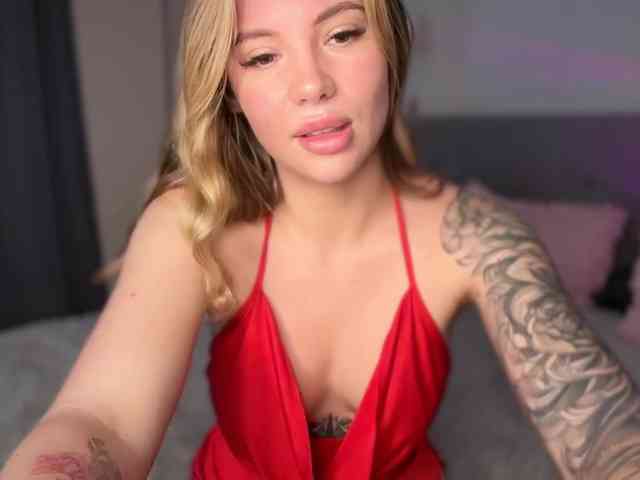 Sweet-peacha webcam