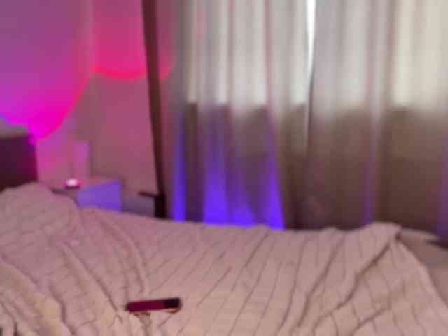 Sweet-peacha webcam
