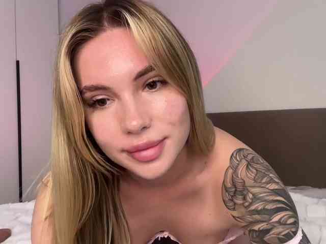 Sweet-peacha webcam