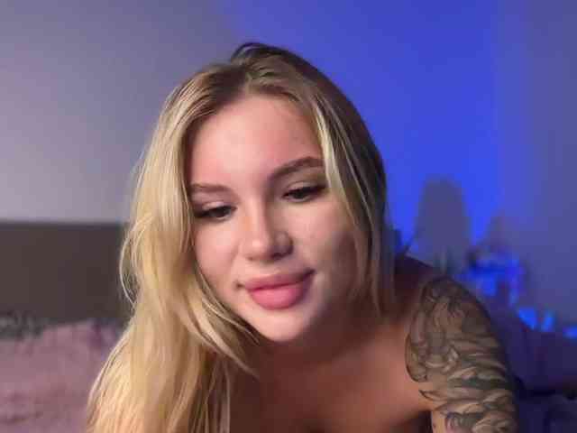 Sweet-peacha webcam