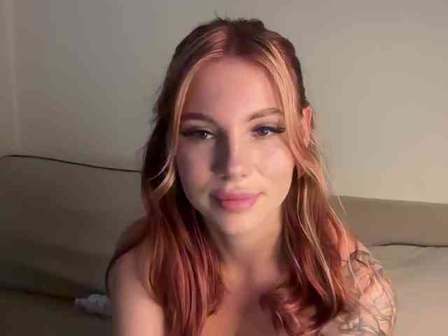 Sweet-peacha webcam
