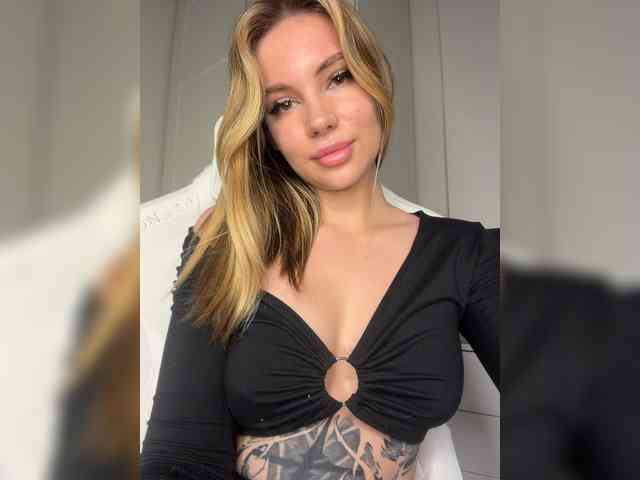 Sweet-peacha webcam
