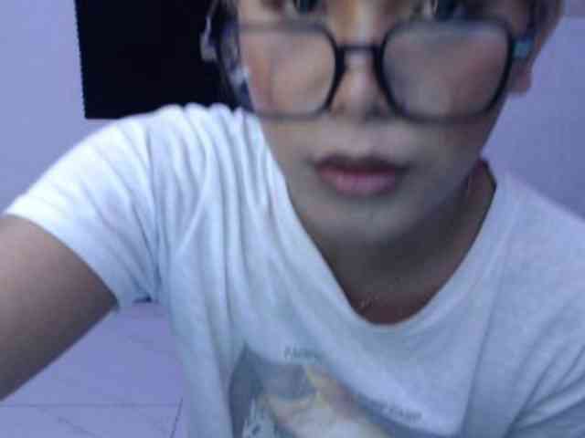 MaddieBaddie Live Webcam on BongaCams