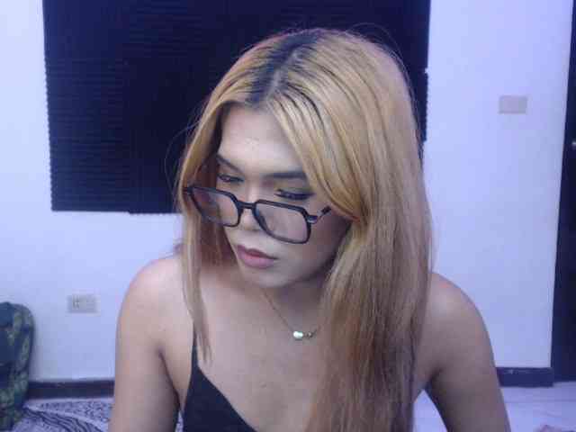 MaddieBaddie Live Webcam on BongaCams