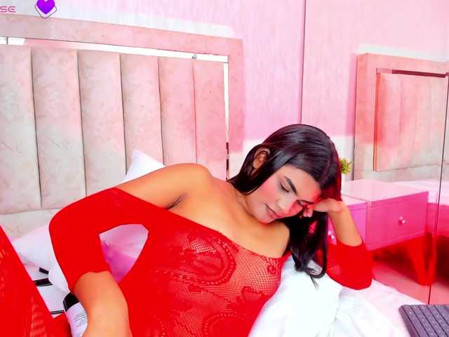 AlaiaMoretti's BongaCams show and profile