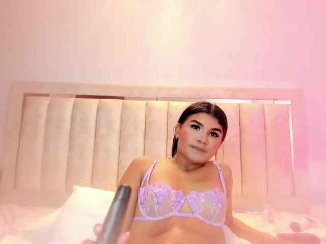 AlaiaMoretti webcam