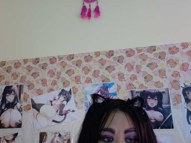 AlizeHentaiMeow live webcam show