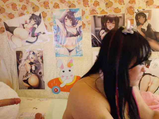 AlizeHentaiMeow webcam