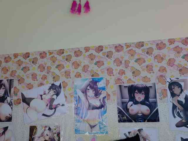 AlizeHentaiMeow webcam
