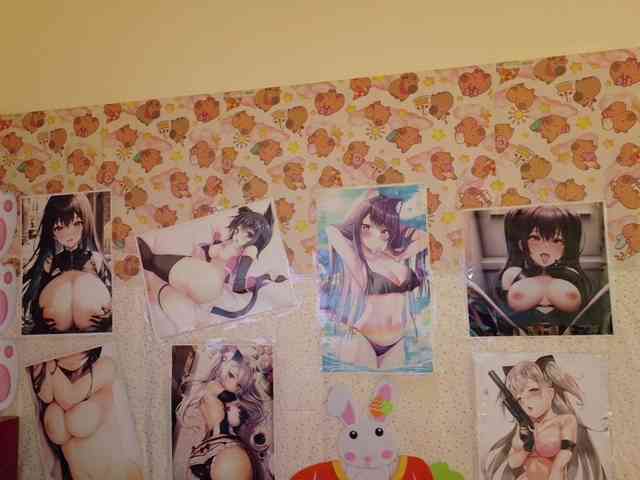 AlizeHentaiMeow webcam