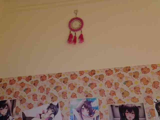 AlizeHentaiMeow webcam