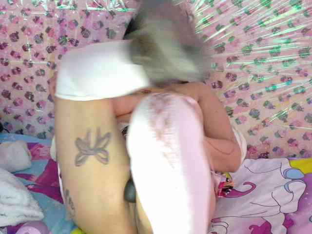 AlizeHentaiMeow