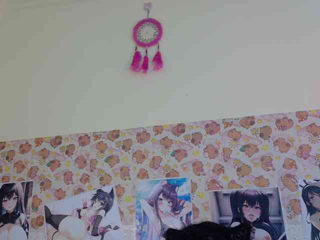 AlizeHentaiMeow webcam