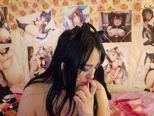 AlizeHentaiMeow webcam