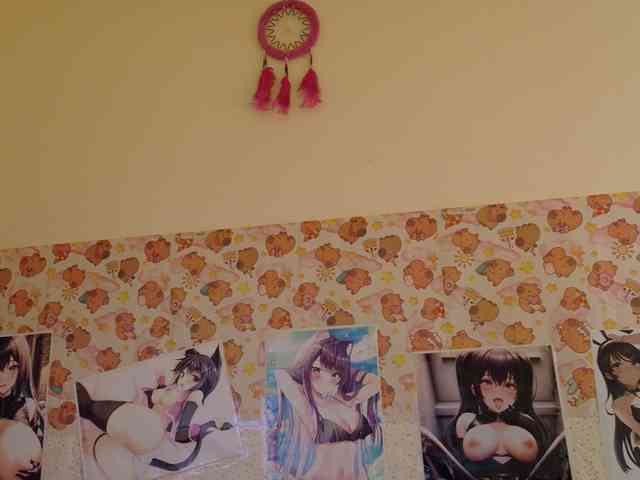 AlizeHentaiMeow webcam