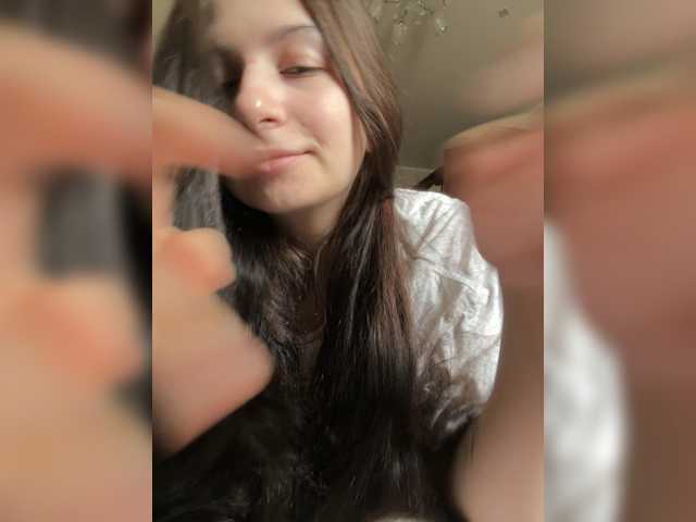 Alisia4
