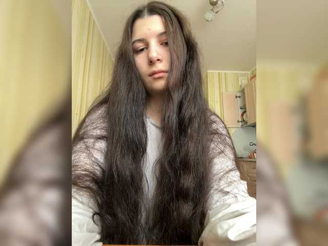 Alisia4's BongaCams show and profile