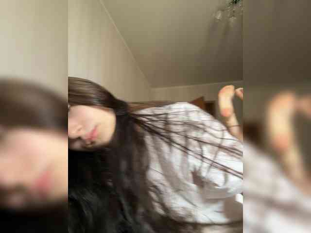 Alisia4