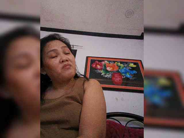 Sweet-Honey32 webcam