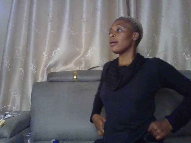 sweetally live cam on BongaCams