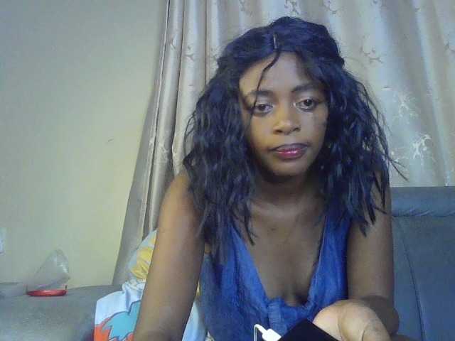 sweetally live cam on BongaCams