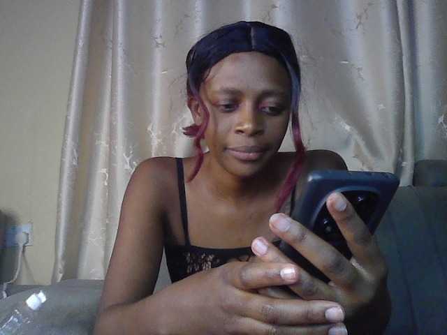 sweetally live cam on BongaCams