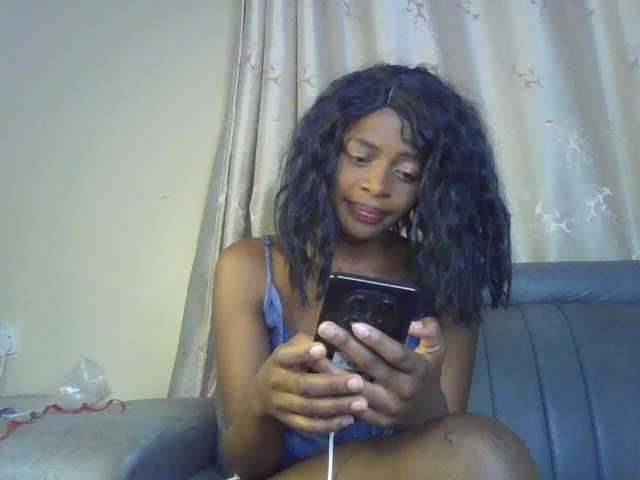 sweetally live cam on BongaCams