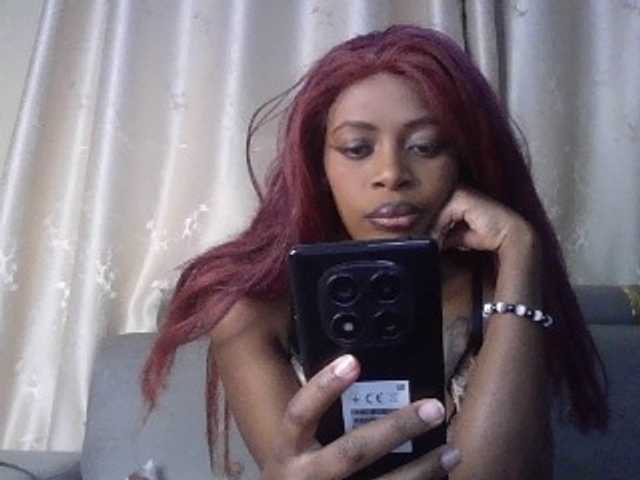 sweetally live cam on BongaCams