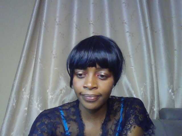 sweetally live cam on BongaCams