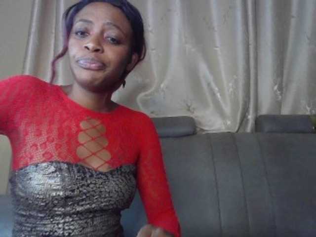 sweetally live cam on BongaCams
