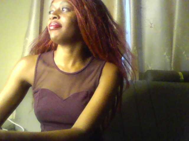 SweetAlly's BongaCams show and profile