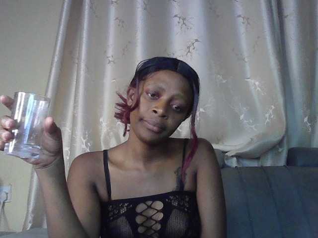 sweetally live cam on BongaCams