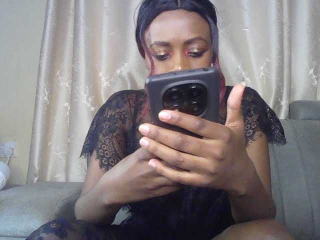 sweetally live cam on BongaCams