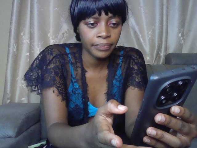 sweetally live cam on BongaCams