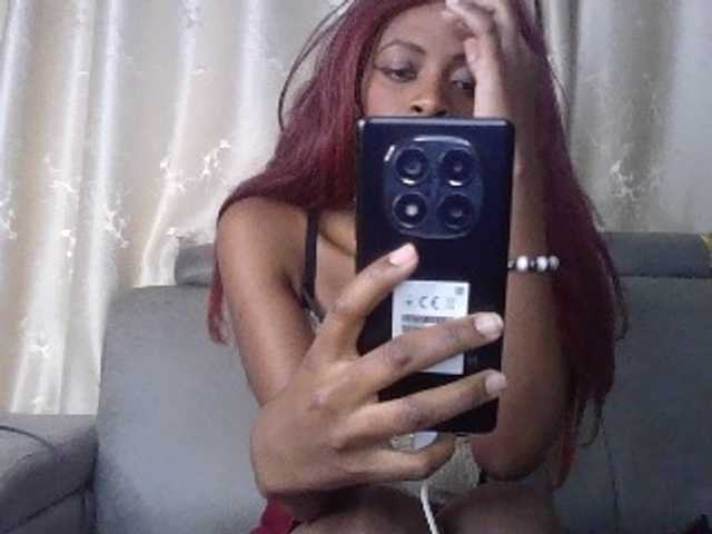 sweetally live cam on BongaCams
