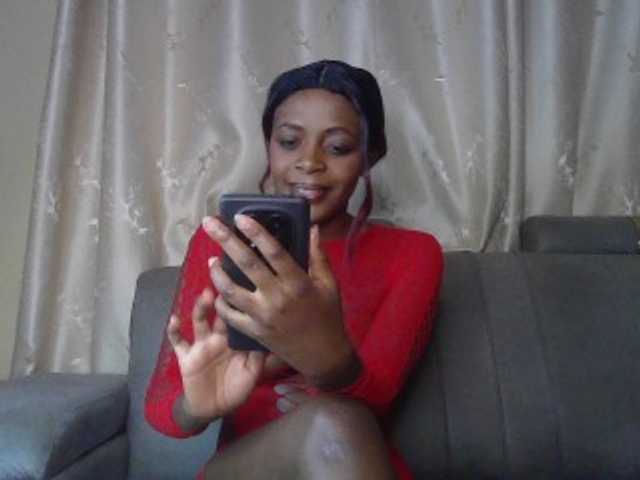 sweetally live cam on BongaCams