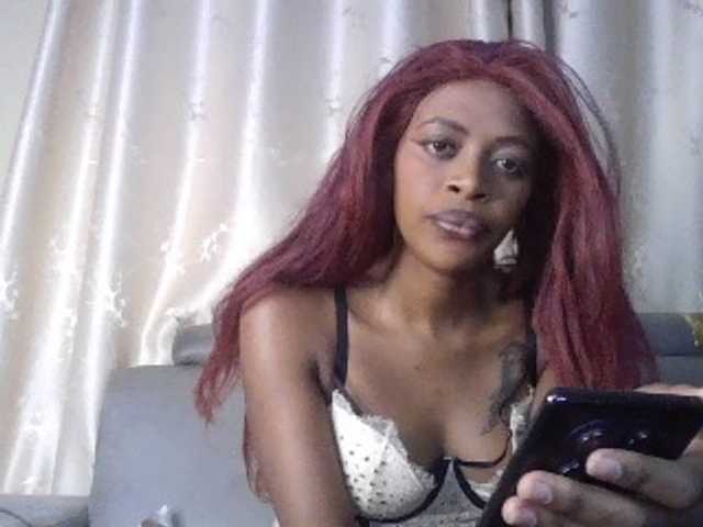 sweetally live cam on BongaCams