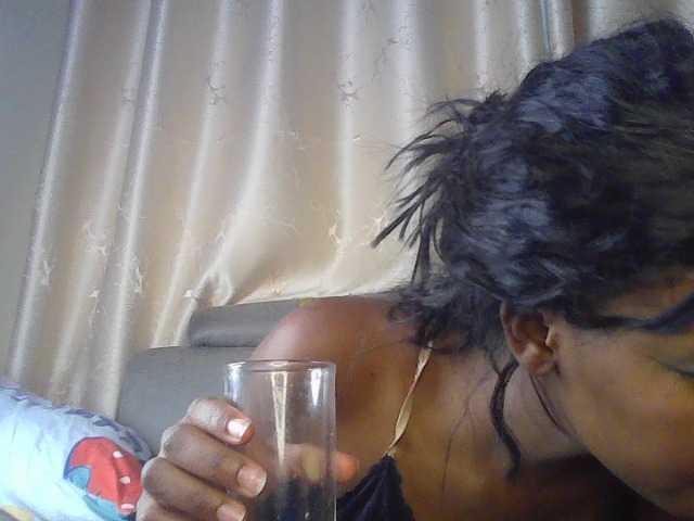 sweetally live cam on BongaCams