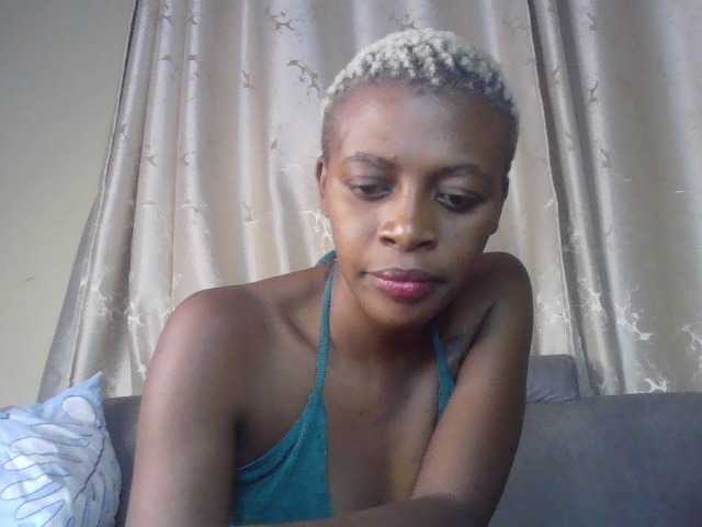 sweetally live cam on BongaCams