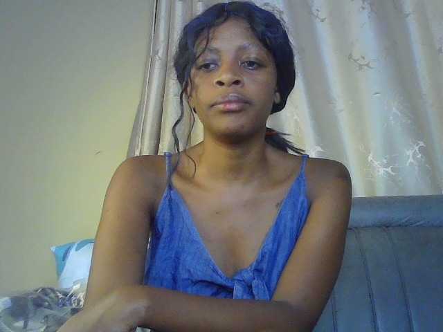sweetally live cam on BongaCams