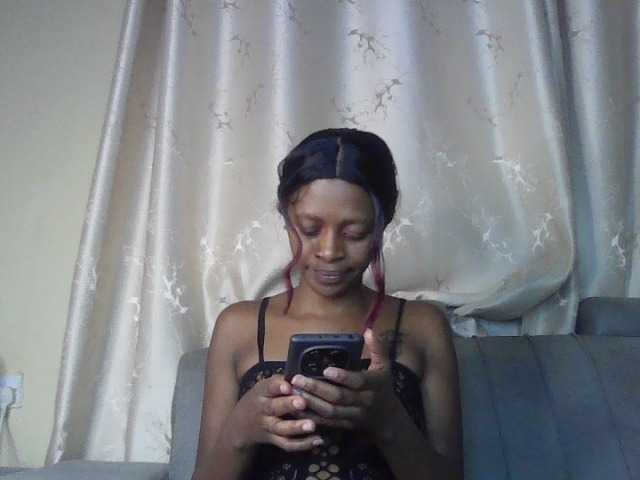 sweetally live cam on BongaCams