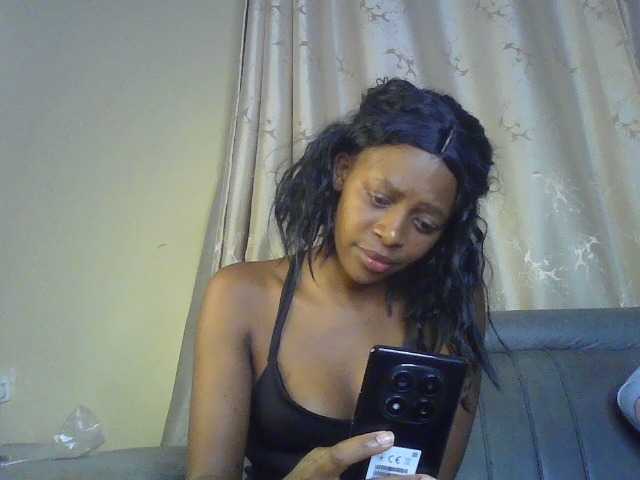 sweetally live cam on BongaCams