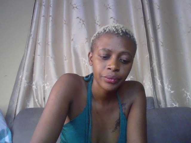 sweetally live cam on BongaCams