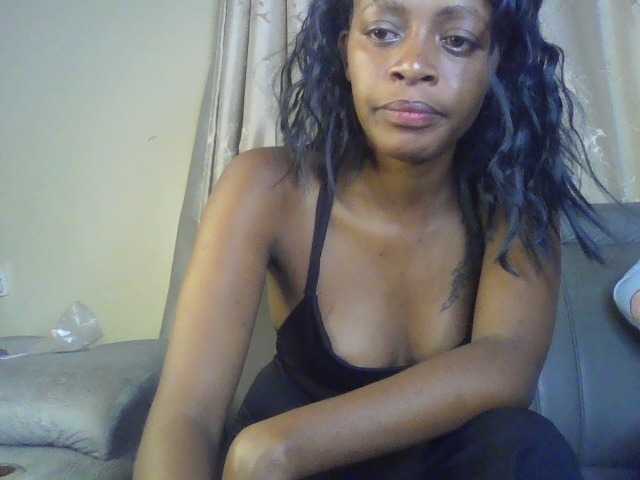 sweetally live cam on BongaCams