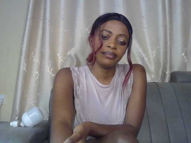 sweetally live cam on BongaCams