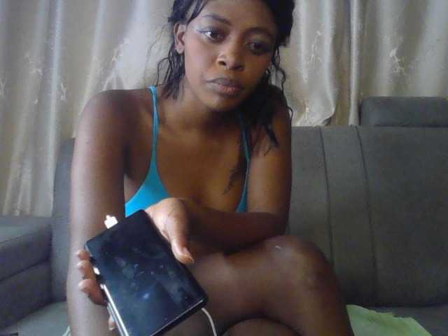 sweetally live cam on BongaCams