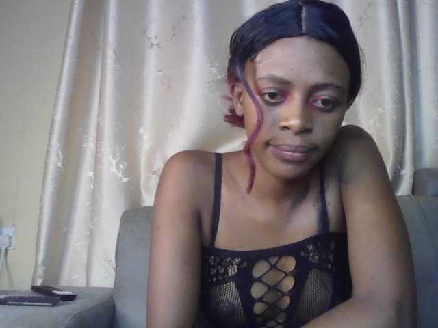 sweetally live cam on BongaCams