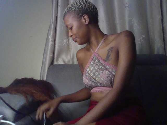 sweetally live cam on BongaCams