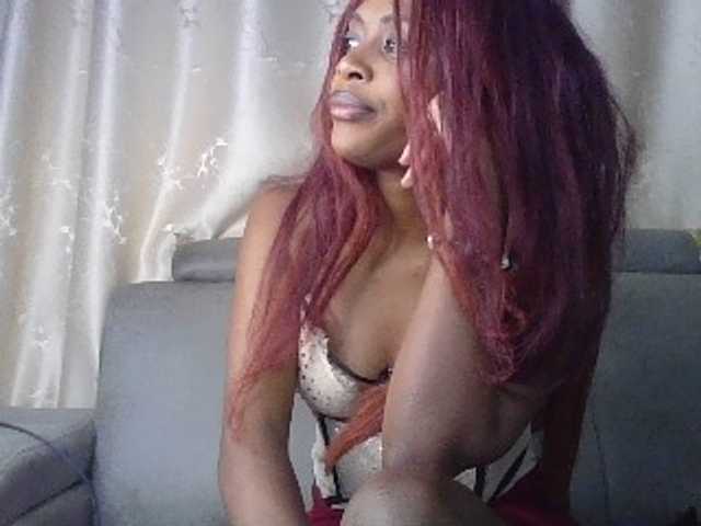 sweetally live cam on BongaCams