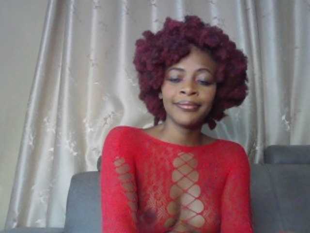 sweetally live cam on BongaCams